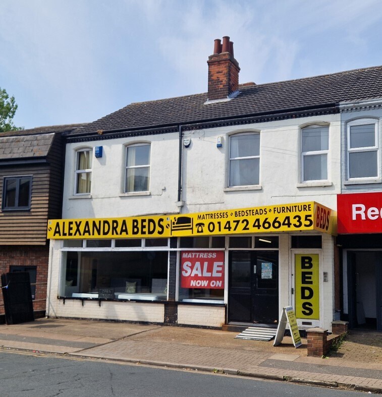 5 Alexandra Rd, Grimsby, SHS for Sale
