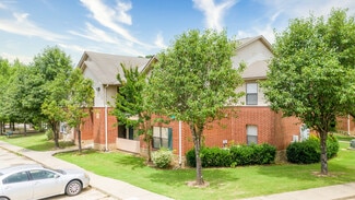 Jackson, MS Apartments - 1636 Raymond Rd