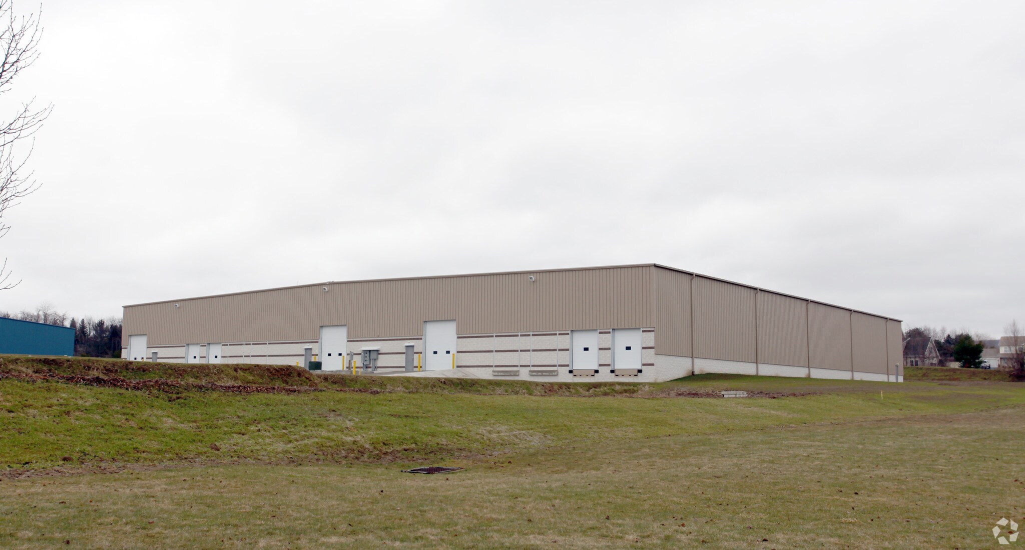 106 Turnberry Cir Latrobe, PA 15650 Industrial Property for Lease on