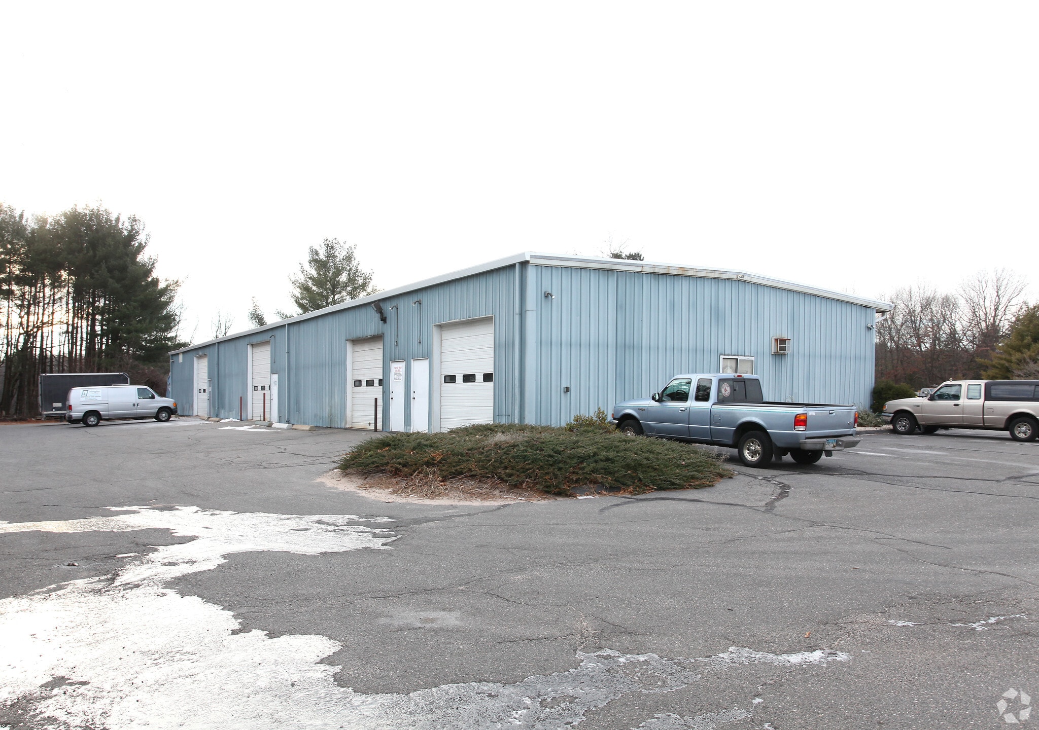 15 Herman Dr, Simsbury, CT for Rent