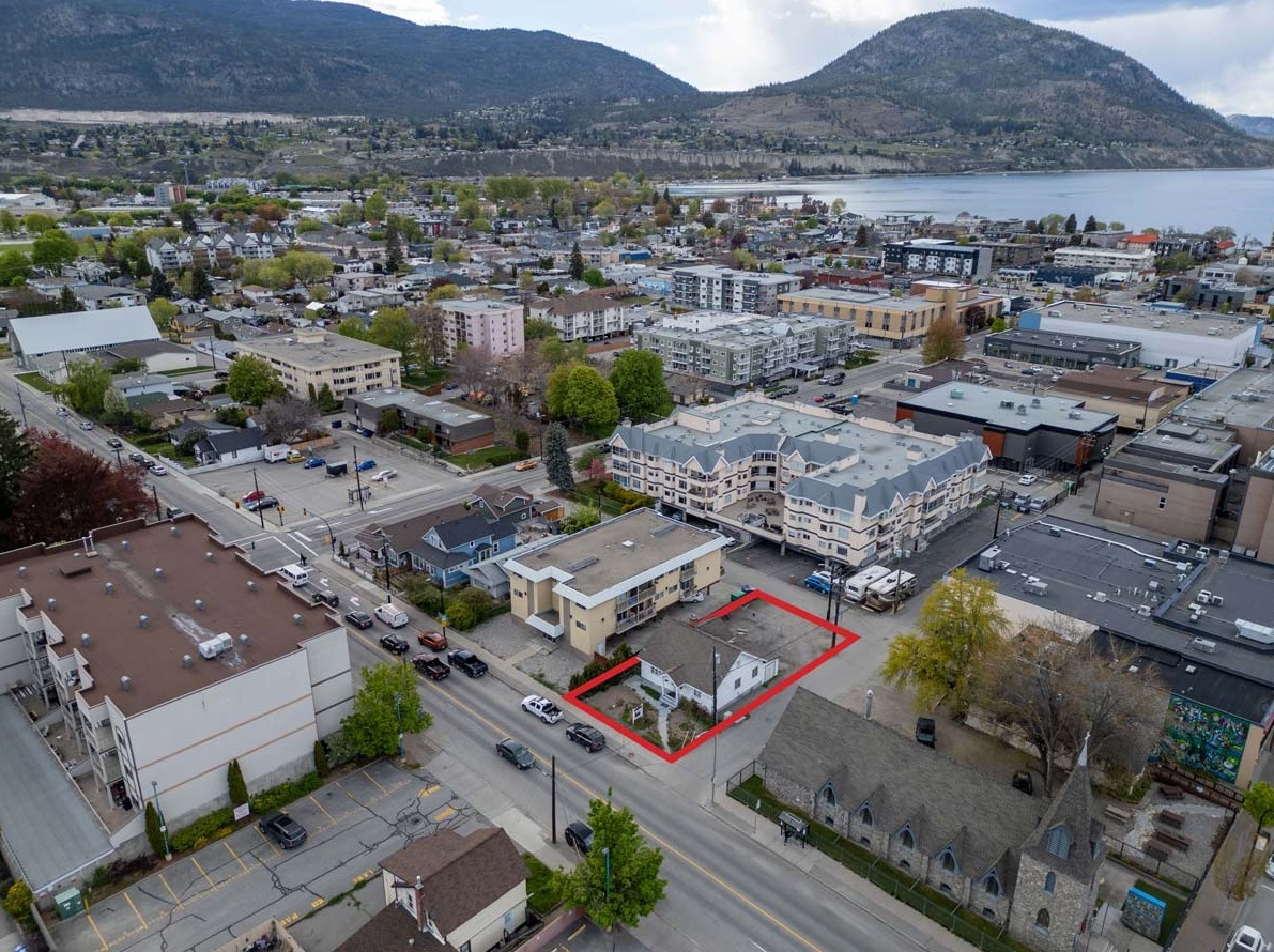 157 Wade Av W, Penticton, BC for Rent