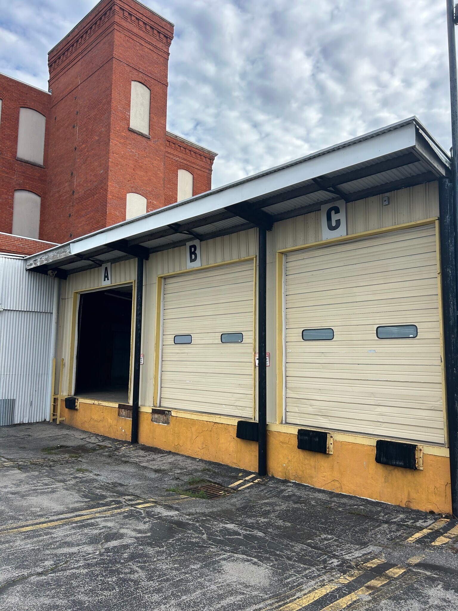 97-101 Dewey Ave, Rochester, NY for Rent