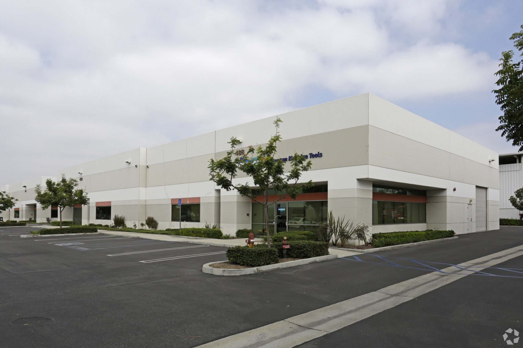 480-488 W Meats Ave, Orange, CA for Rent