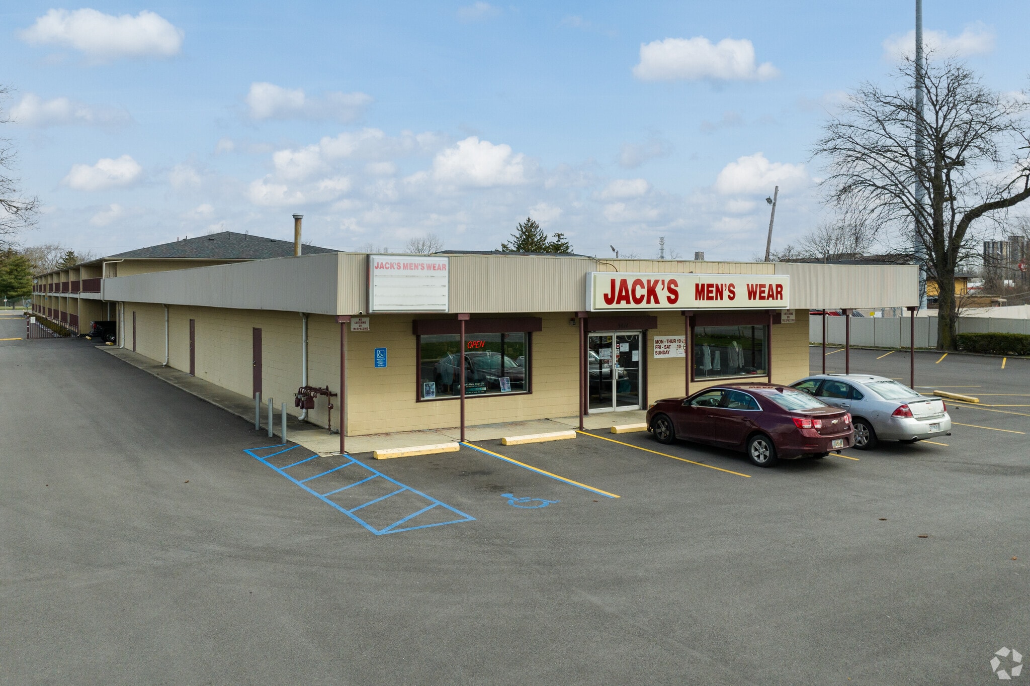 3414 Dorr St, Toledo, OH for Rent