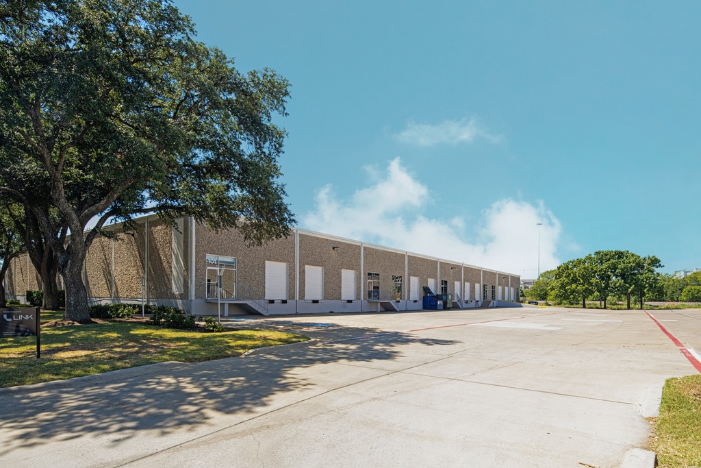 9416 Neils Thompson Dr, Austin, TX for Rent