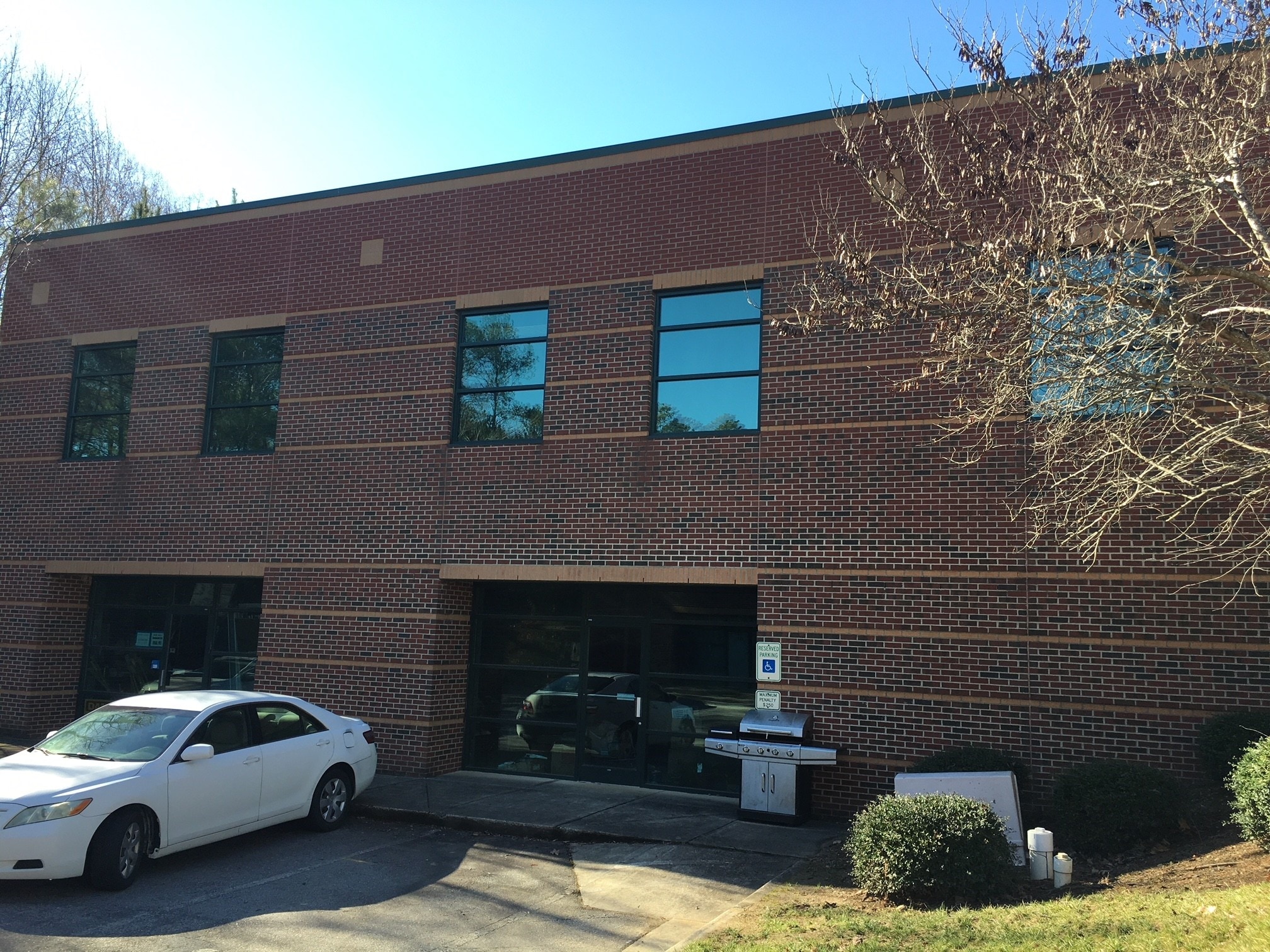 2166 N Salem St, Apex, NC for Sale