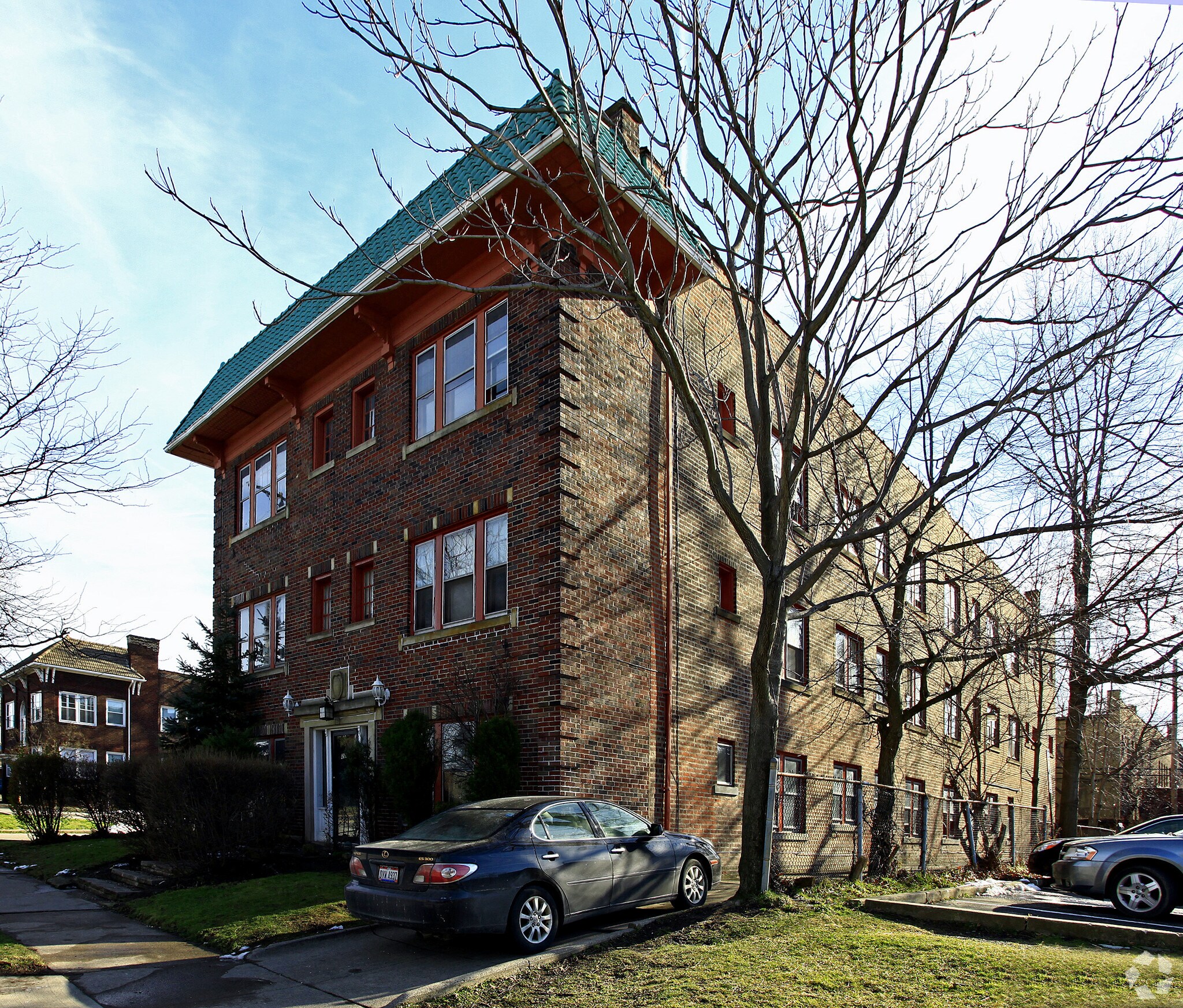 2744 Mayfield Rd, Cleveland, OH for Sale