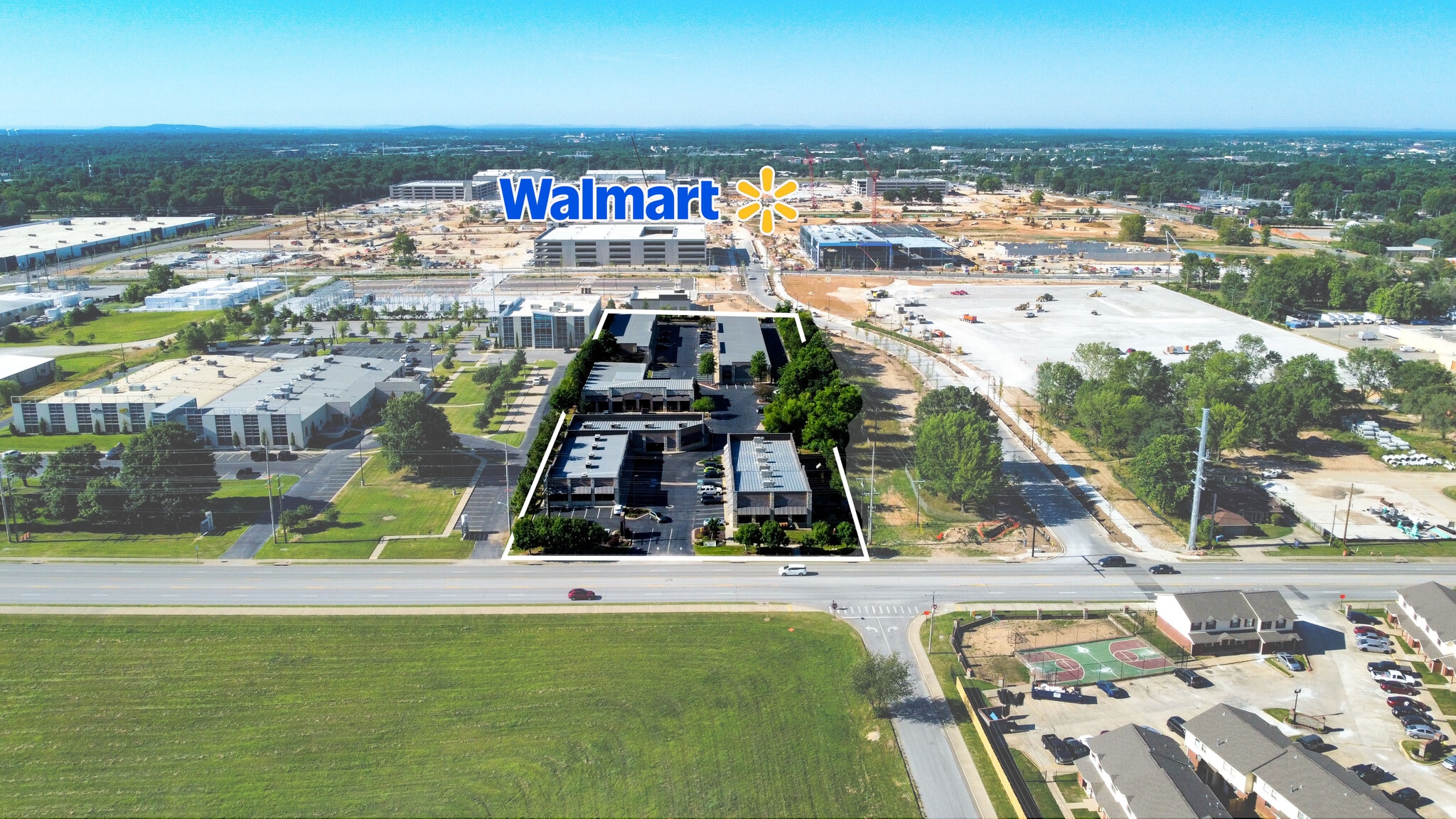 1404 E Central Ave, Bentonville, AR for Rent