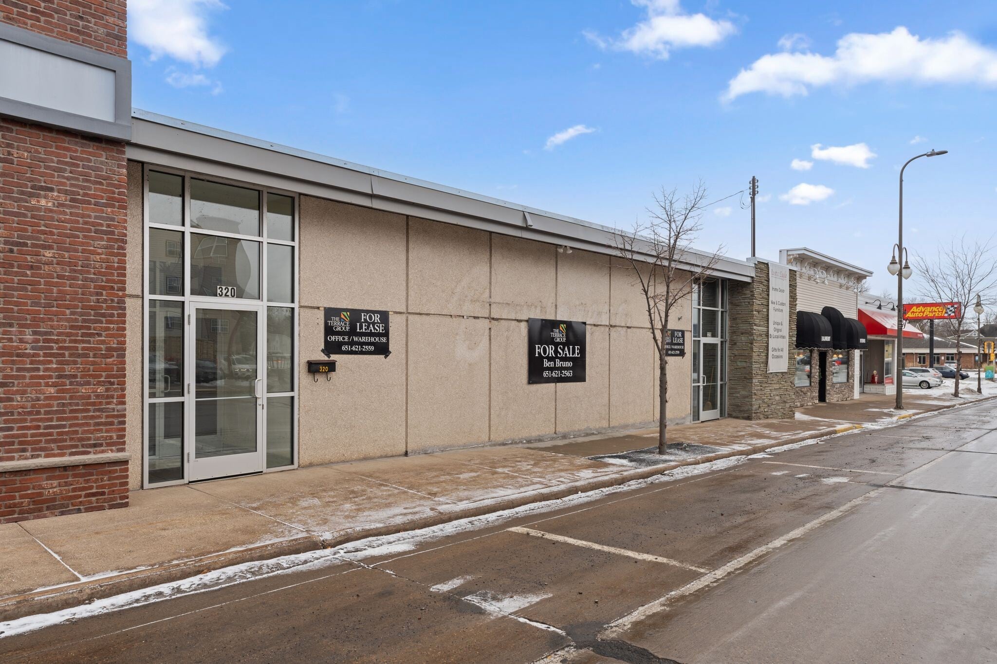 320 S Knowles Ave, New Richmond, WI for Sale