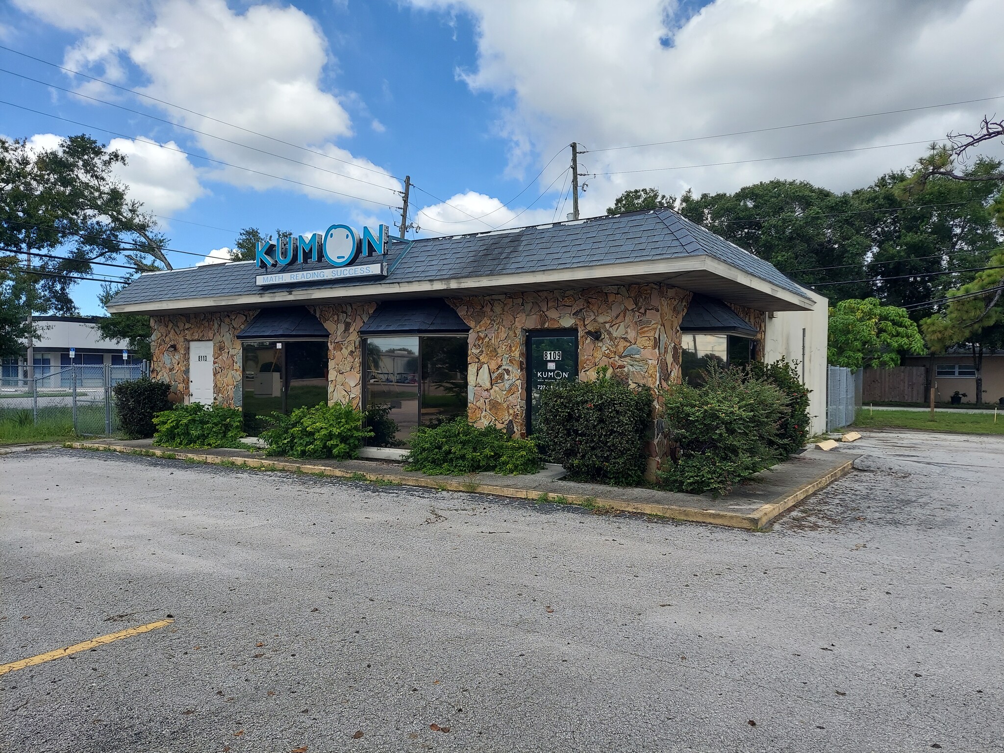 8109-8113 Ulmerton Rd, Largo, FL for Sale