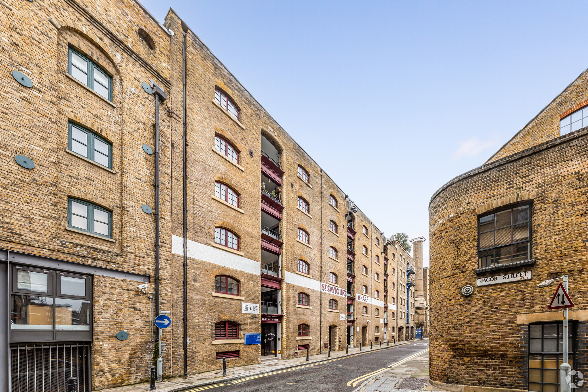 23-25 Mill St, London, LND for Sale