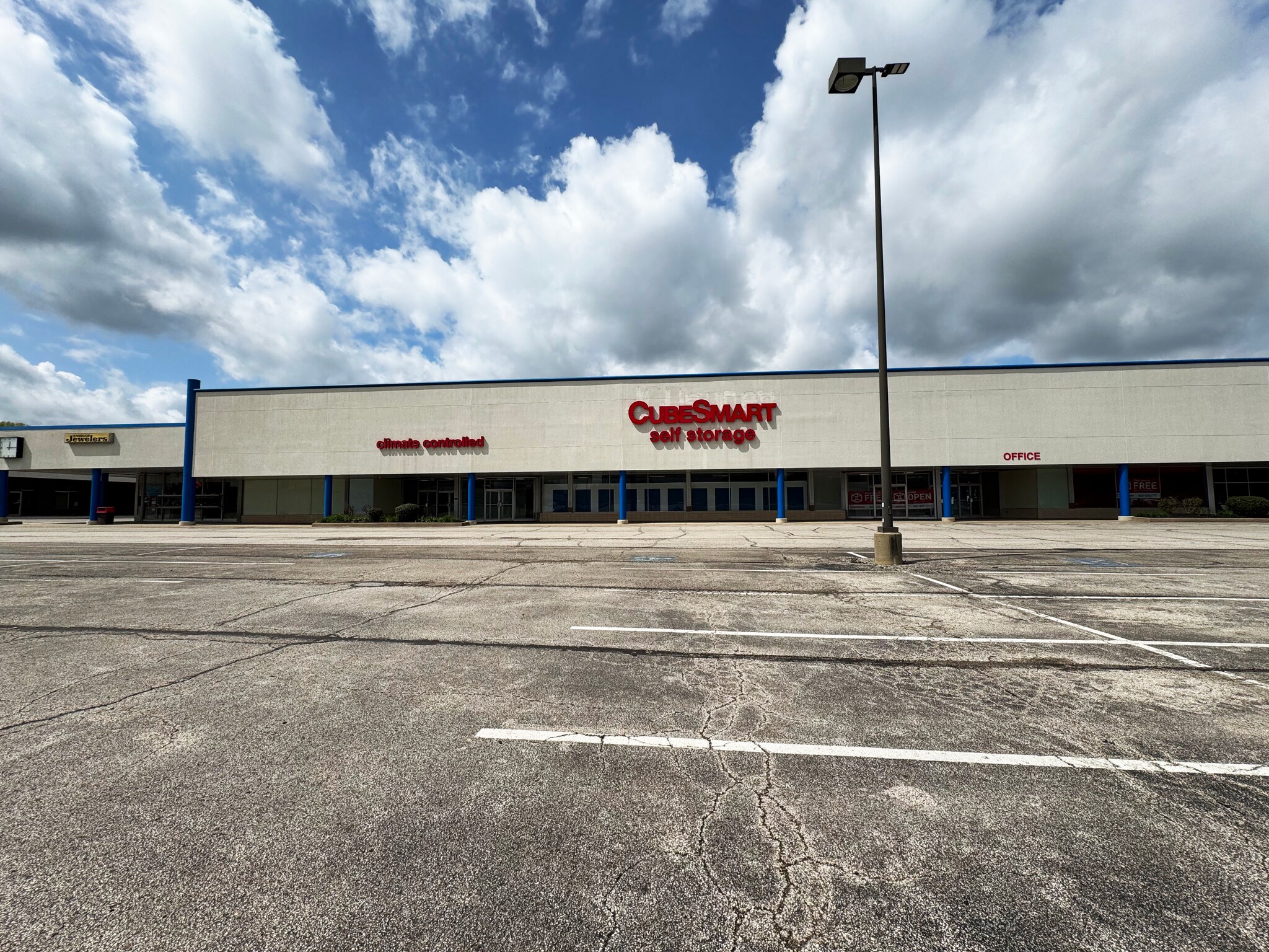 1500-1540 Canton Rd, Akron, OH for Rent