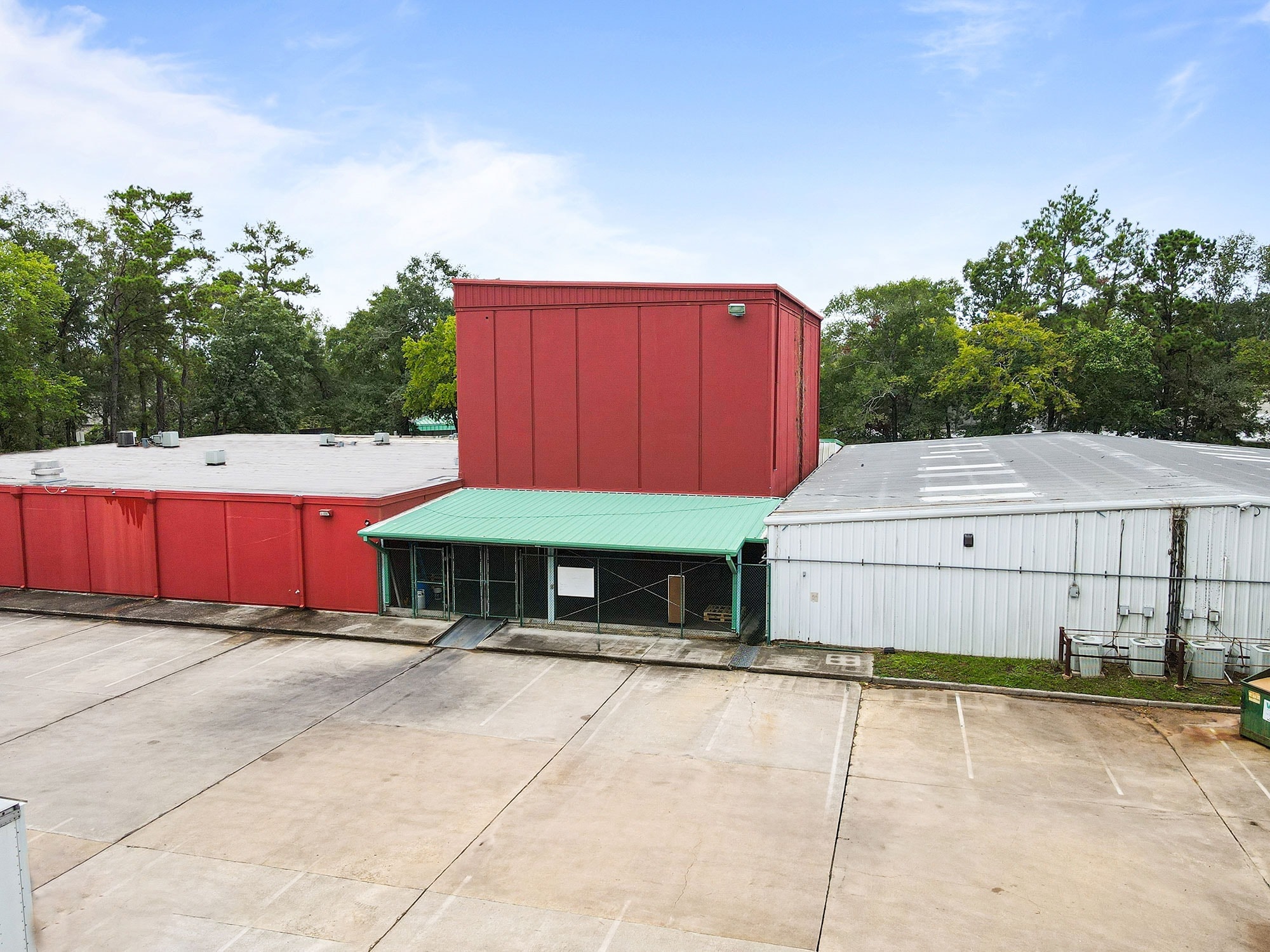 1625 Airport Rd, Conroe, TX for Sale