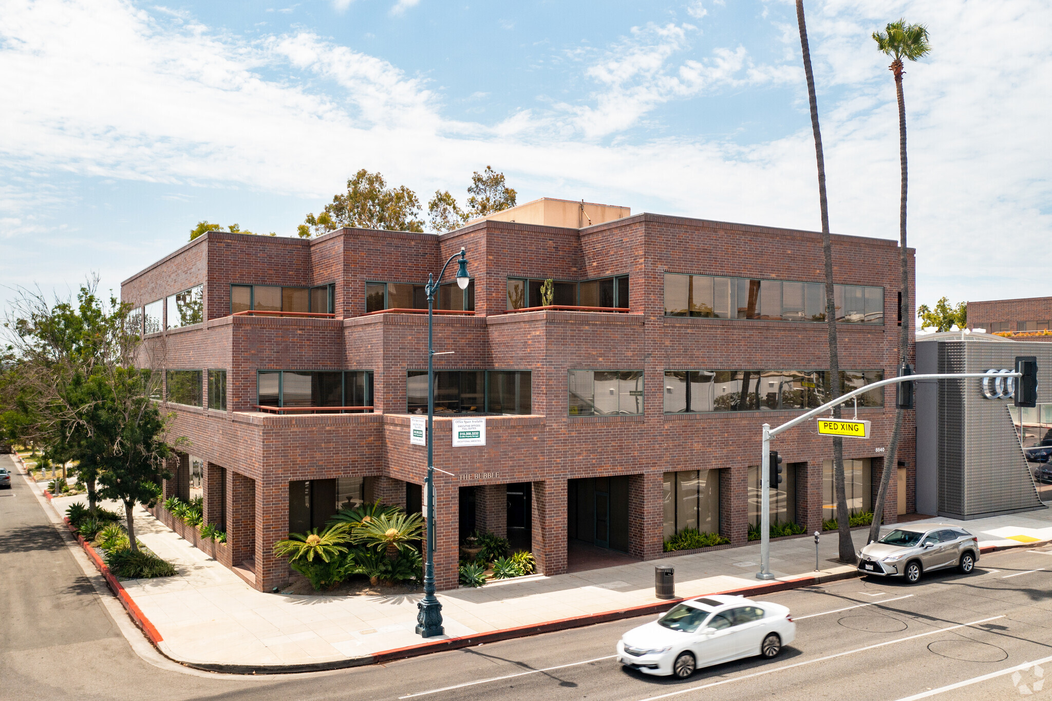 8840 Wilshire Blvd, Beverly Hills, CA for Rent