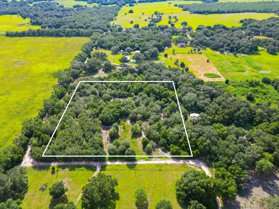 3407 SE 29th Blvd, Sumterville, FL for Sale