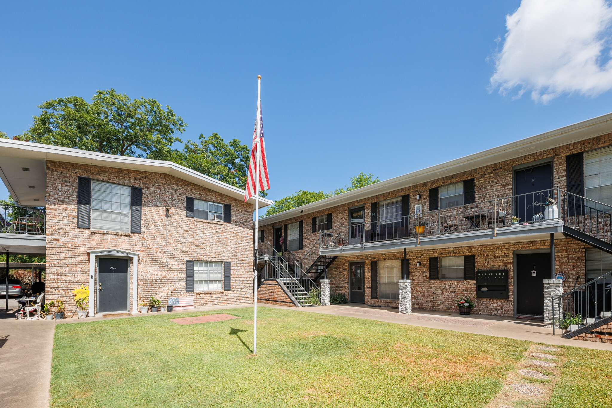 2200 Avenue L, Bay City, TX for Sale