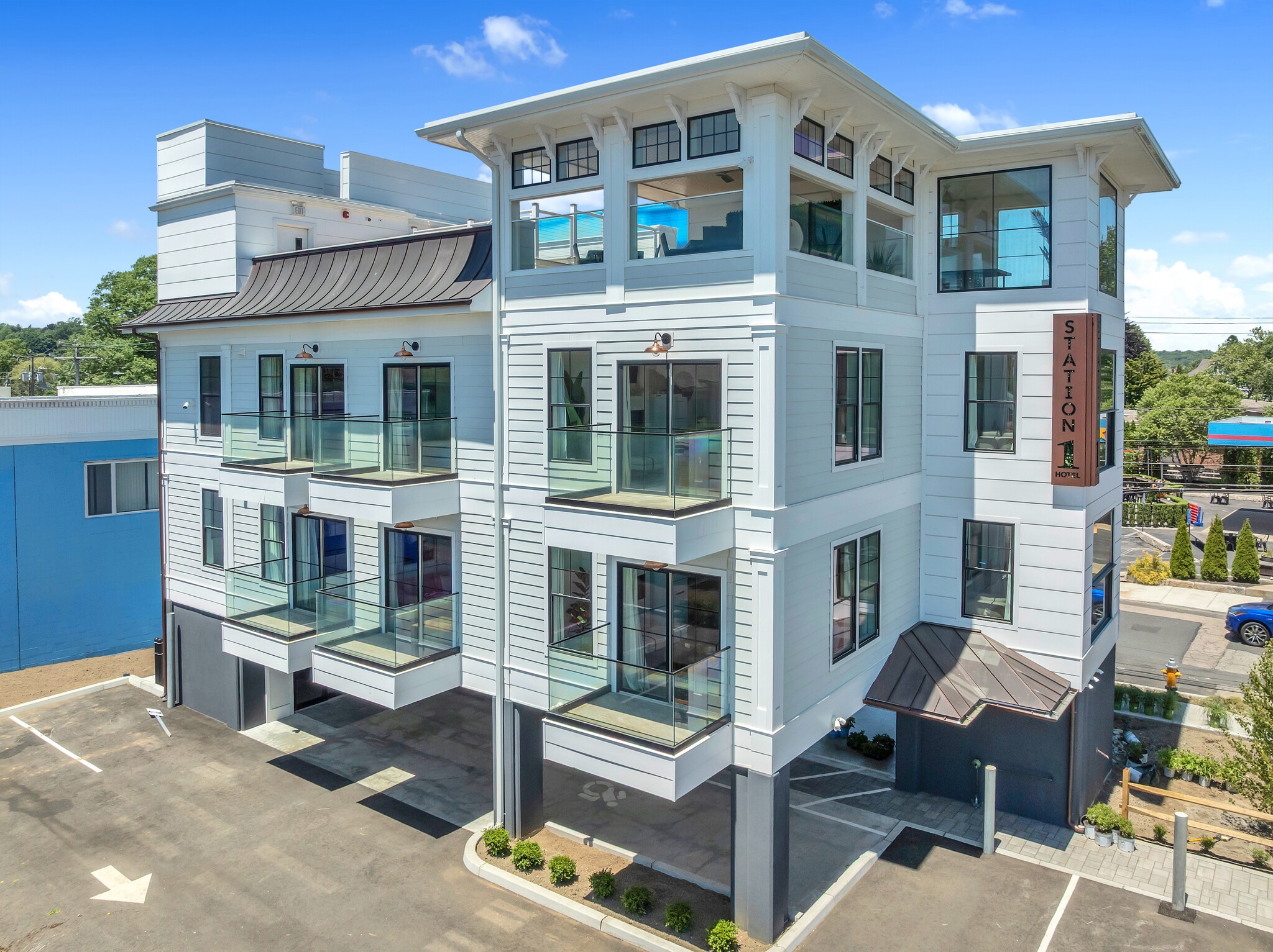 32 Broadway Ave, Mystic, CT for Sale