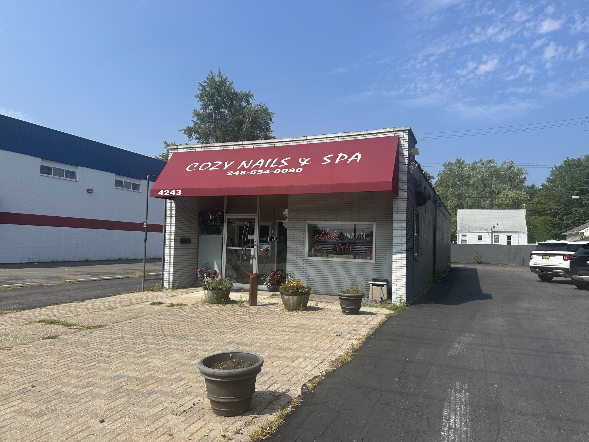 4243 Coolidge Hwy, Royal Oak, MI for Rent