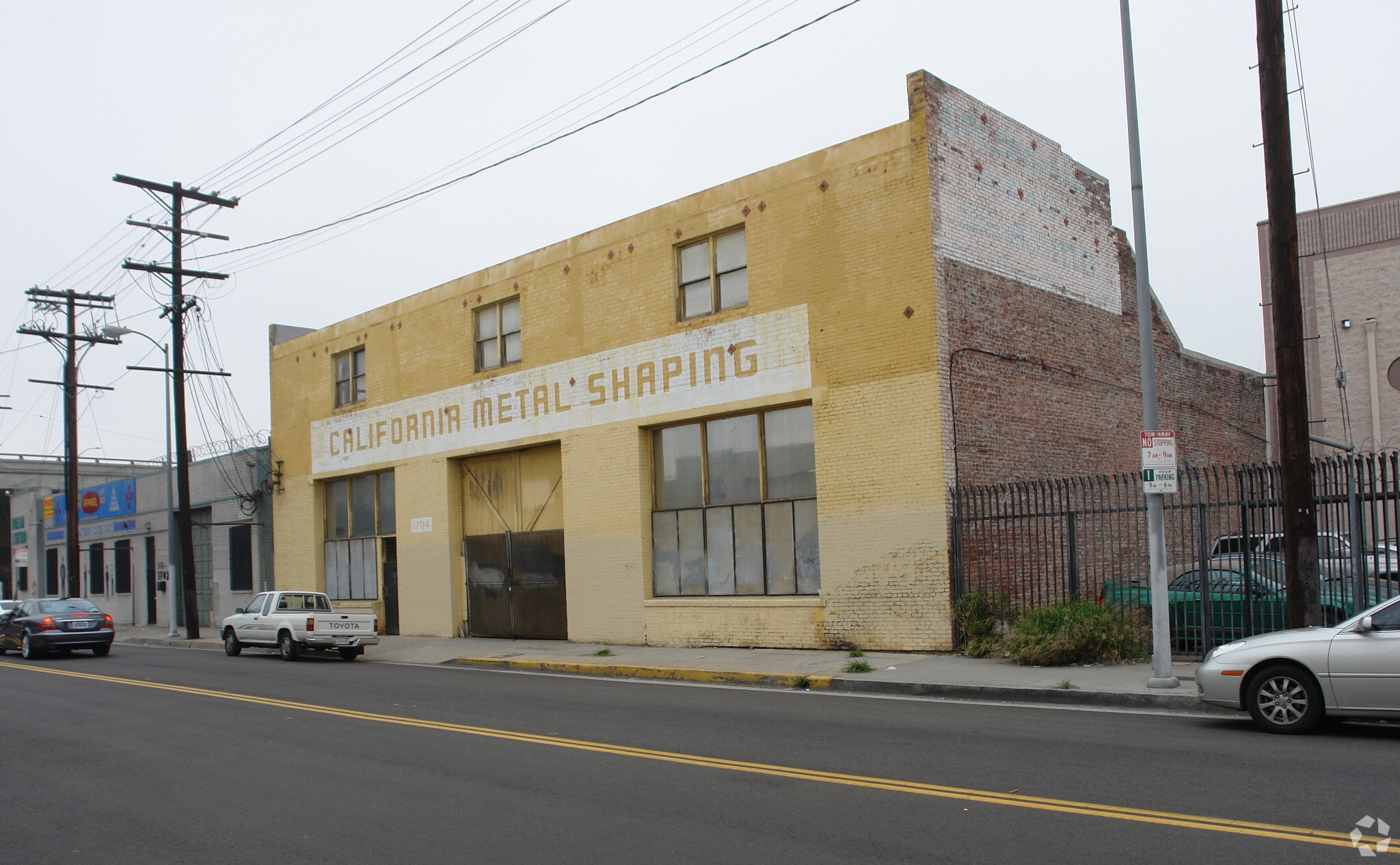 1704 Hooper Ave, Los Angeles, CA for Rent