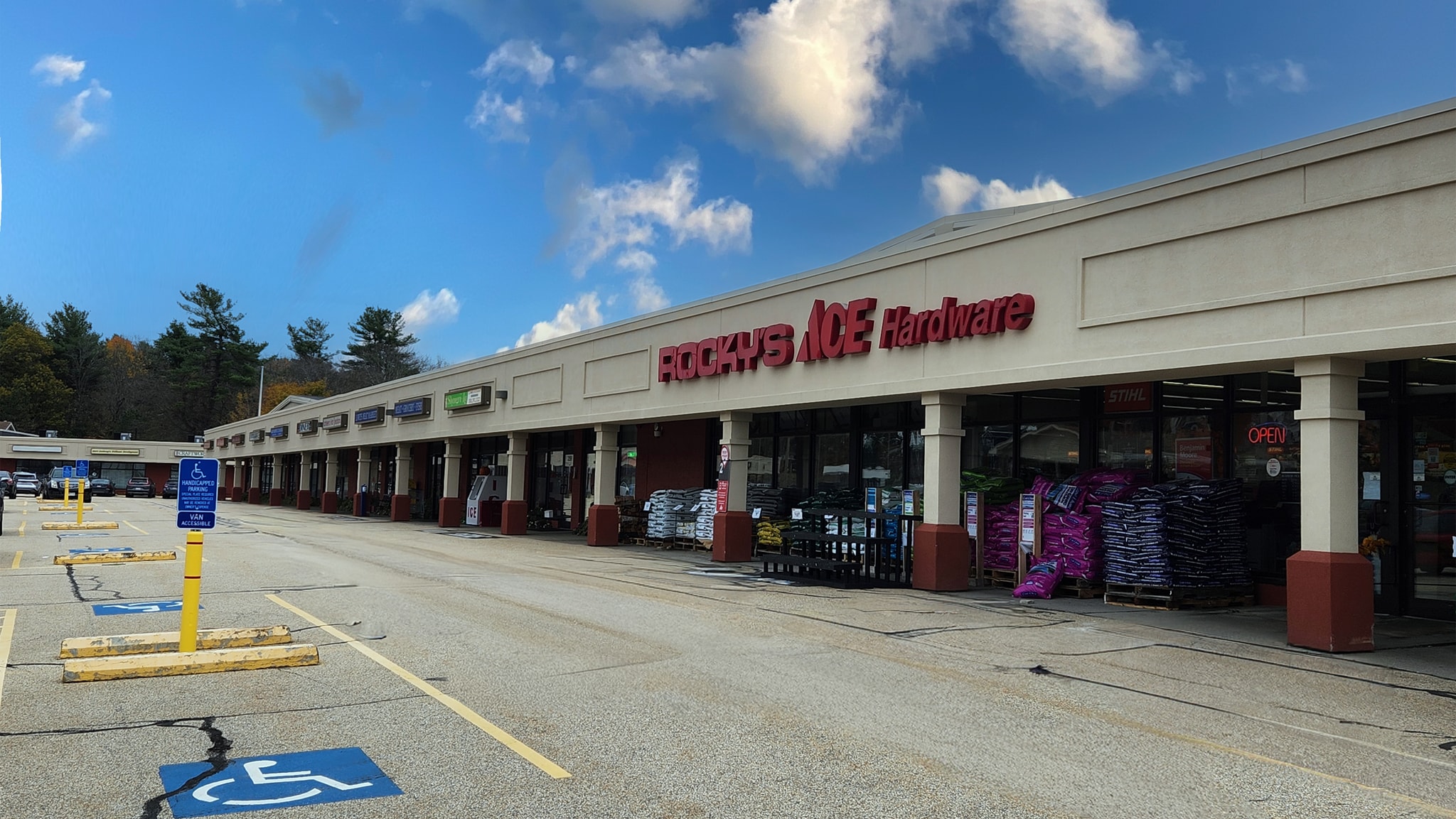 261 W Main St, Northborough, MA for Sale