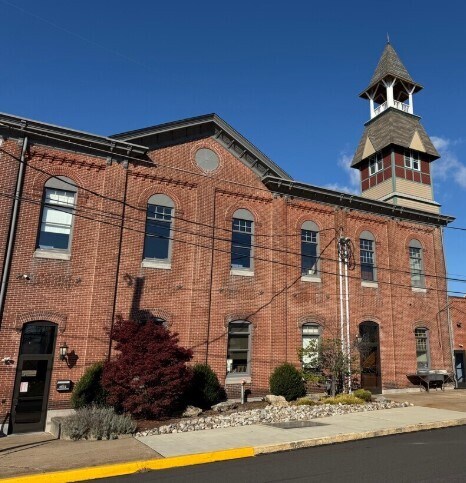 301 Walnut St, Royersford, PA for Sale
