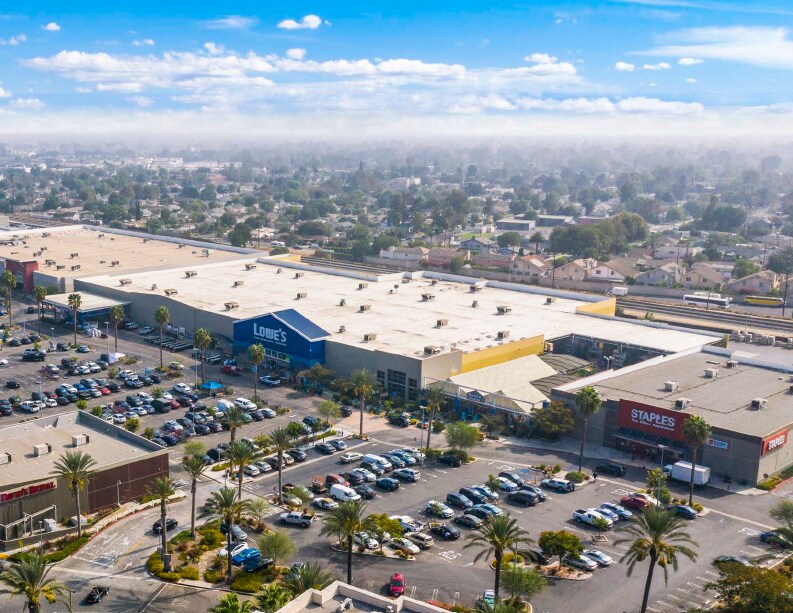 1301-2080 W Empire Ave, Burbank, CA for Rent