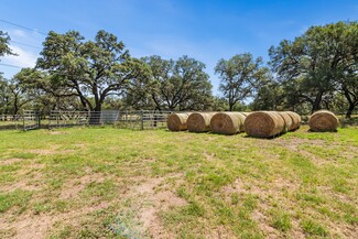 Boerne, TX Commercial - 17 Old Fredericksburg Rd