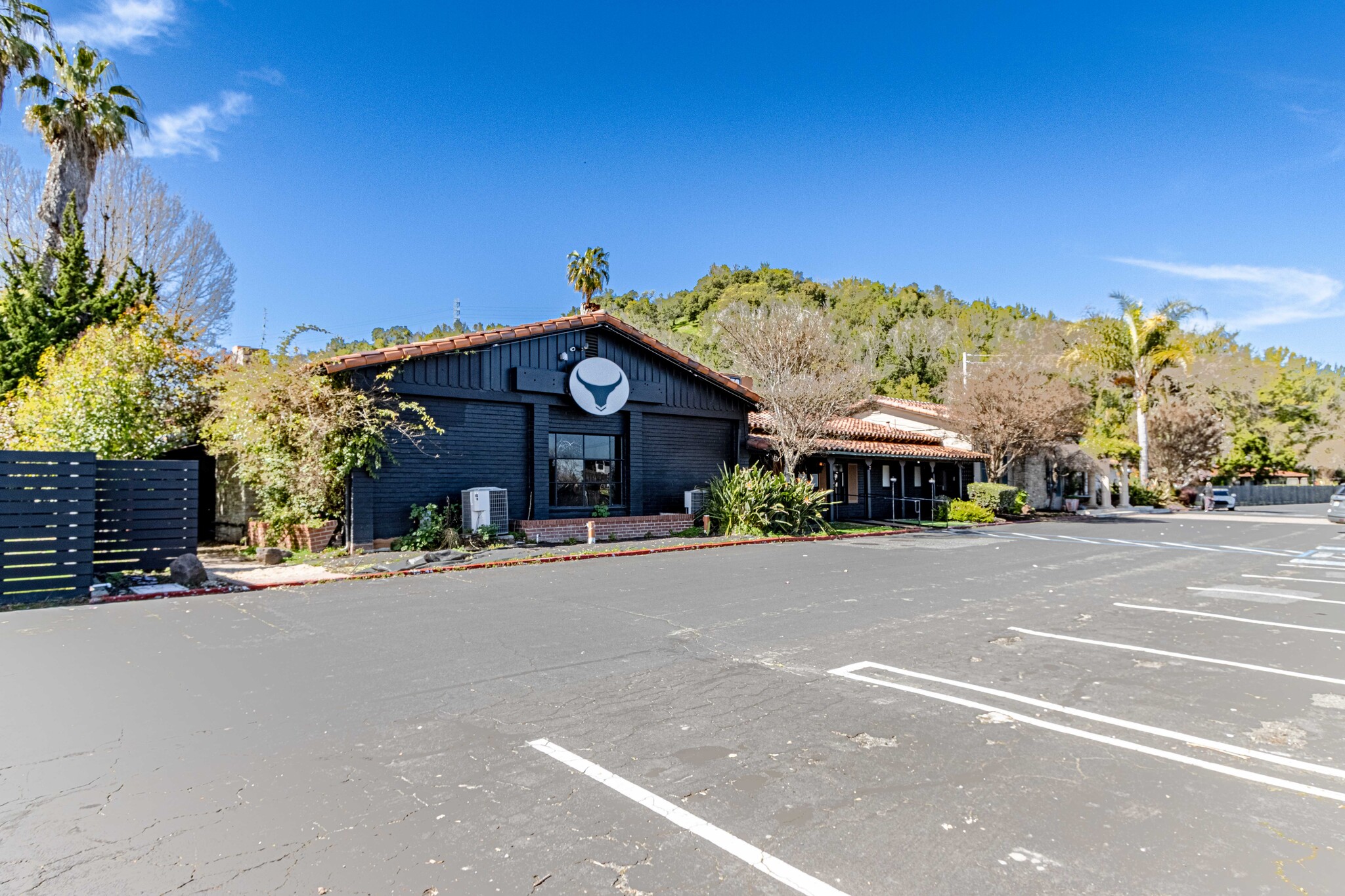 250 Entrada Dr, Novato, CA for Rent