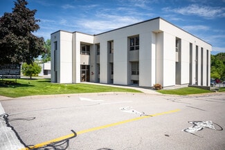 Cranston, RI Office, Office/Retail - 105 Sockanosset Cross Rd
