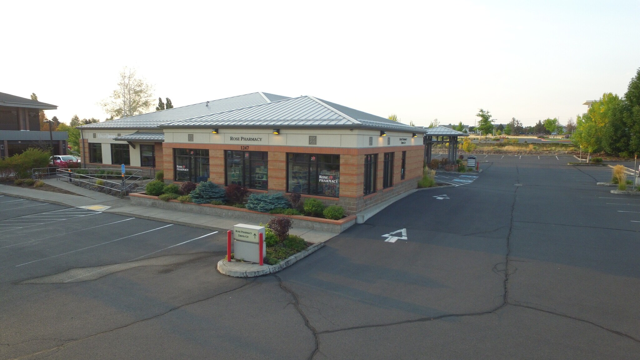 1247 NE Medical Center Dr, Bend, OR for Rent
