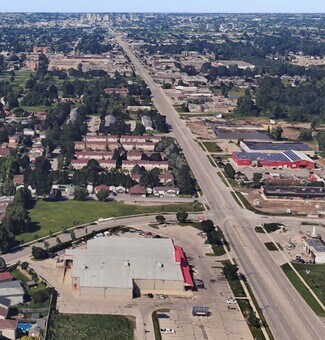 London, ON Commercial - Dundas St London, ON Commercial - Dundas St