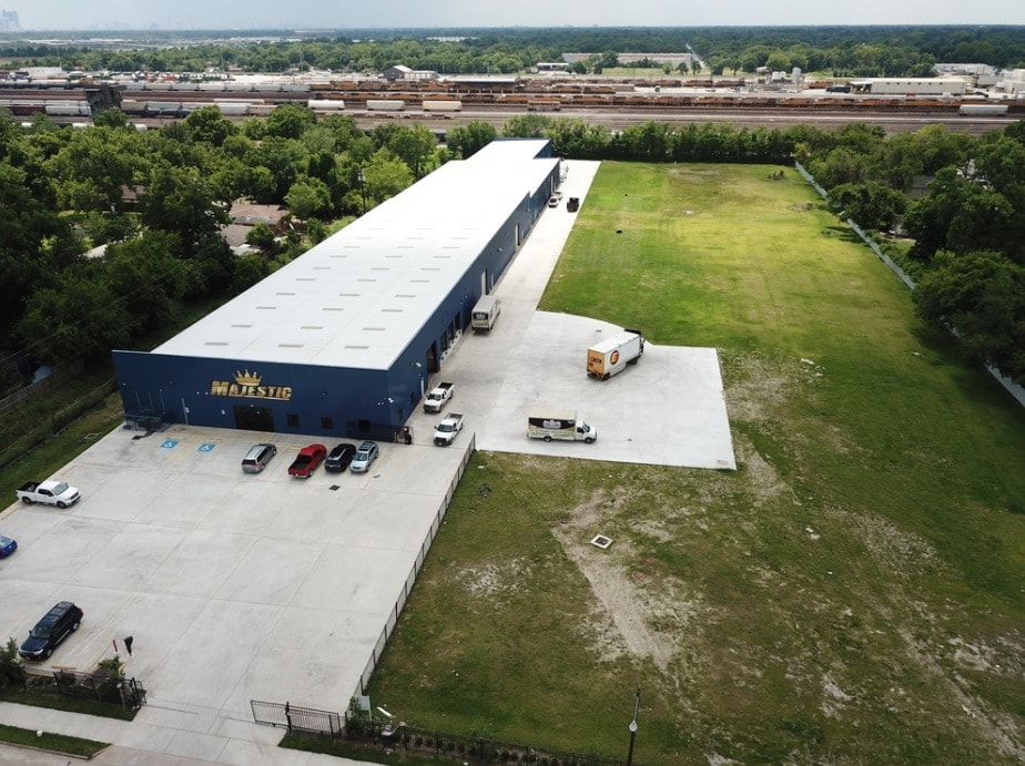 6511 N Wayside Dr, Houston, TX for Sale