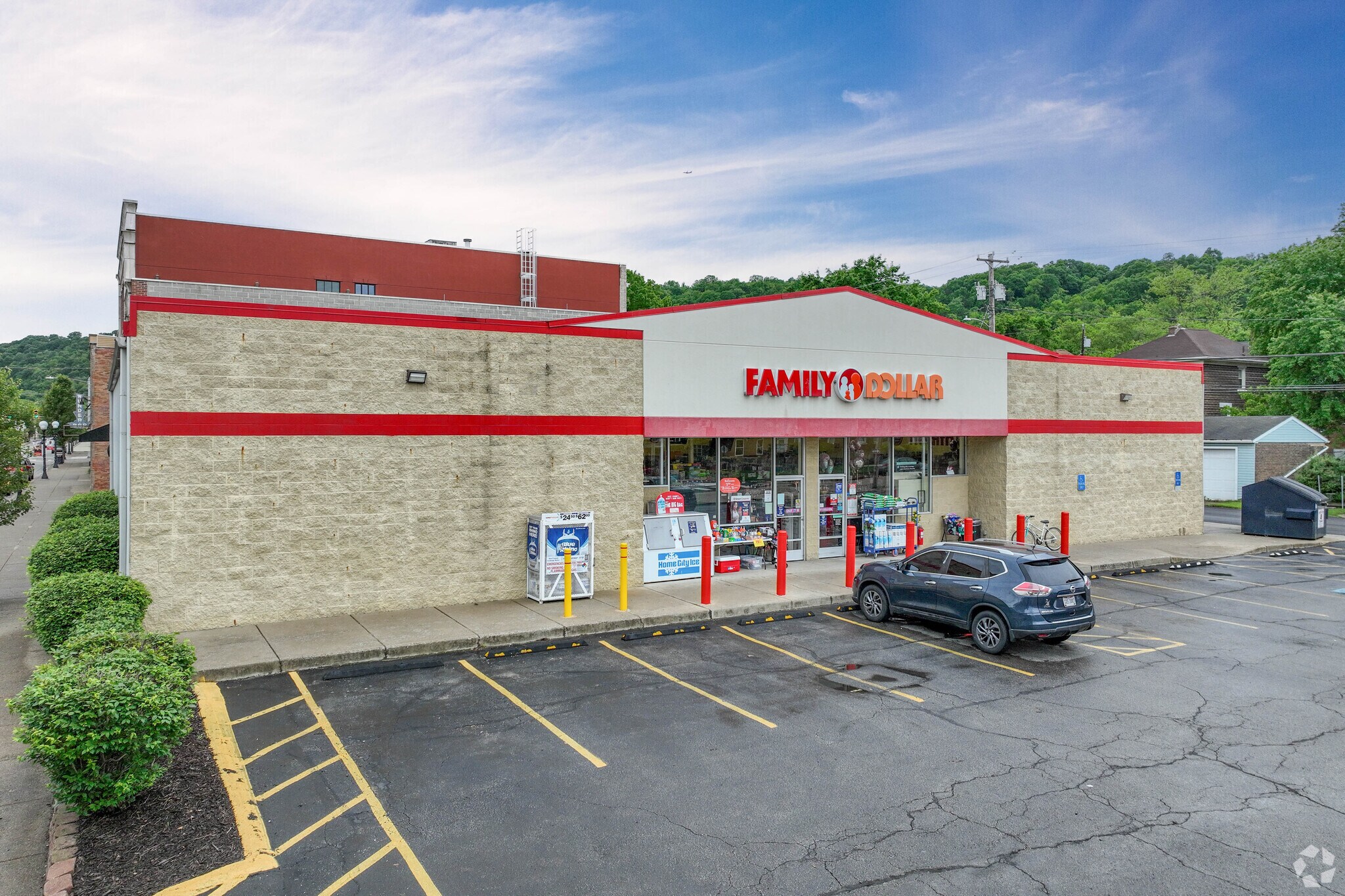 45 8th St, Midland, PA for Sale