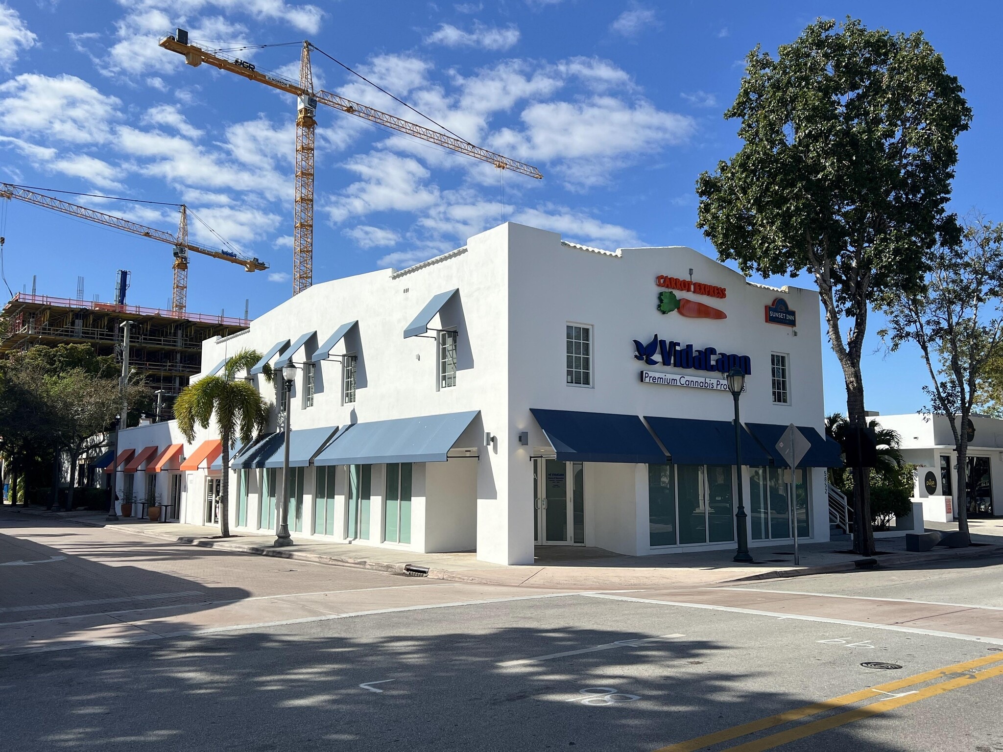 5850 Sunset Dr, South Miami, FL for Rent