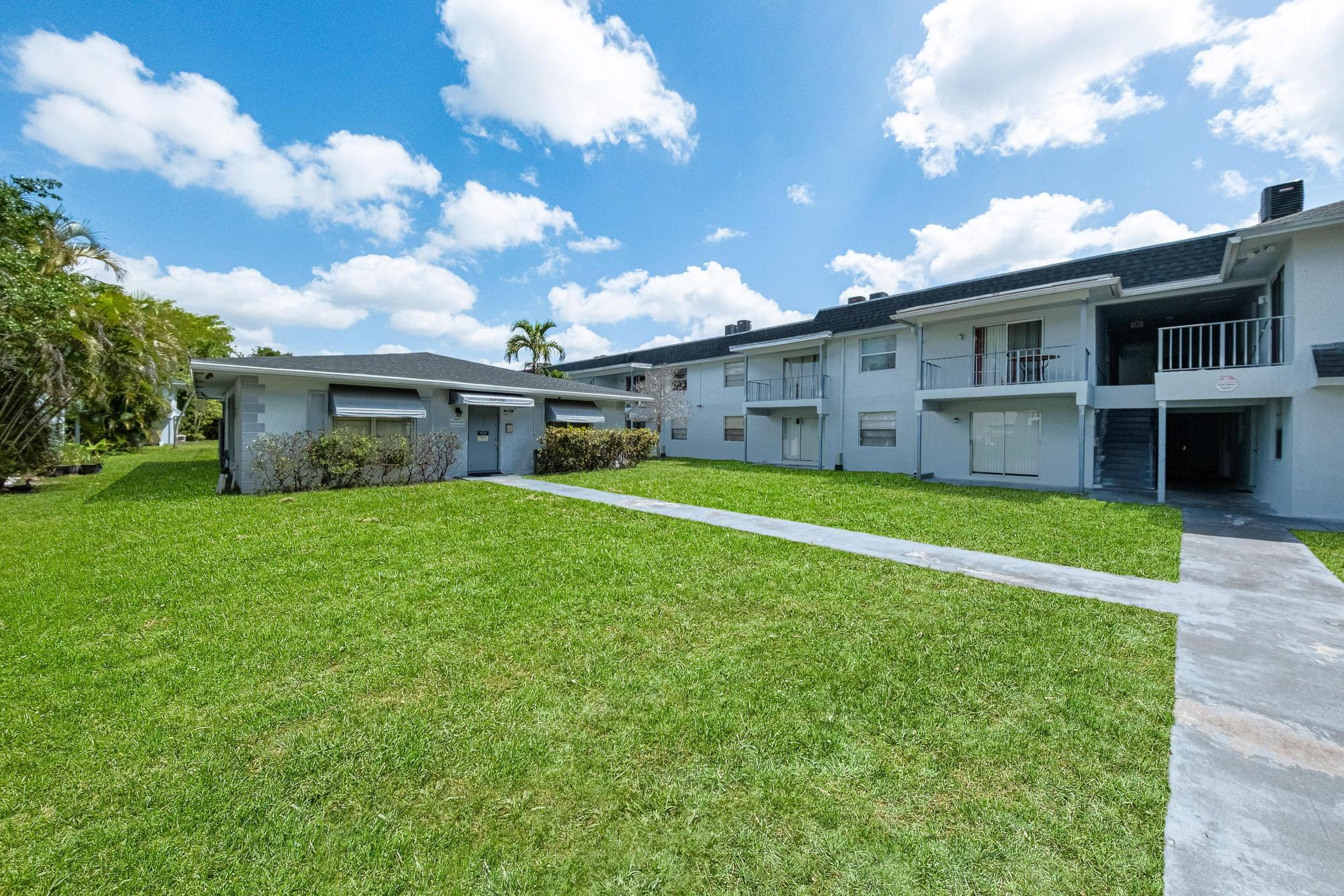 2221 NW 58th Ave, Lauderhill, FL for Sale