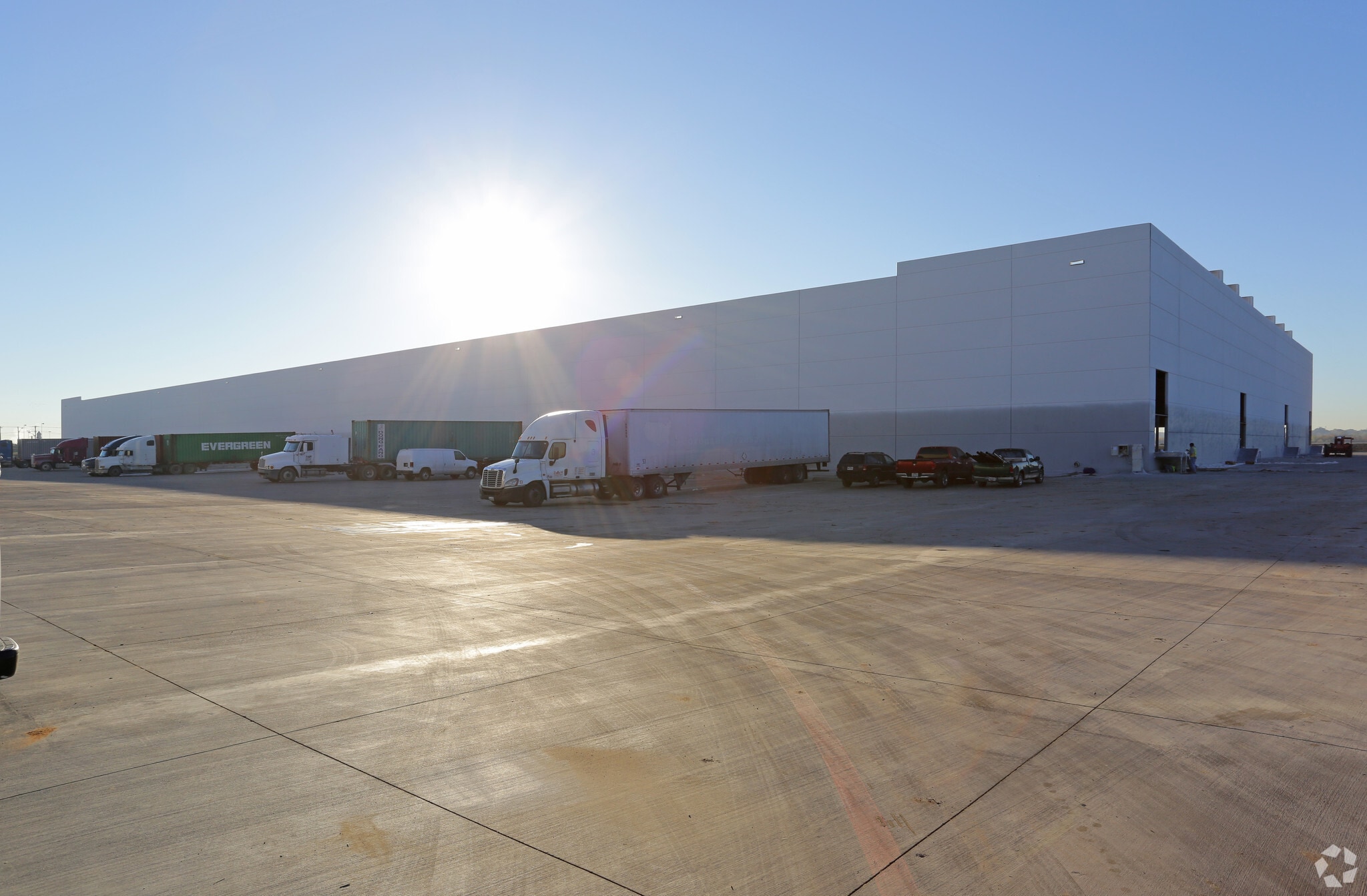 720 Commerce Park Dr, Grand Prairie, TX for Rent