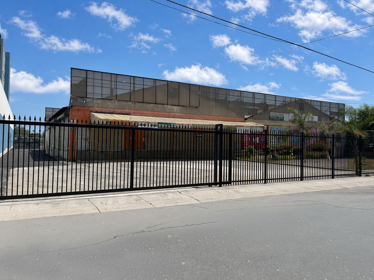 7230 Maie Ave, Los Angeles, CA for Rent