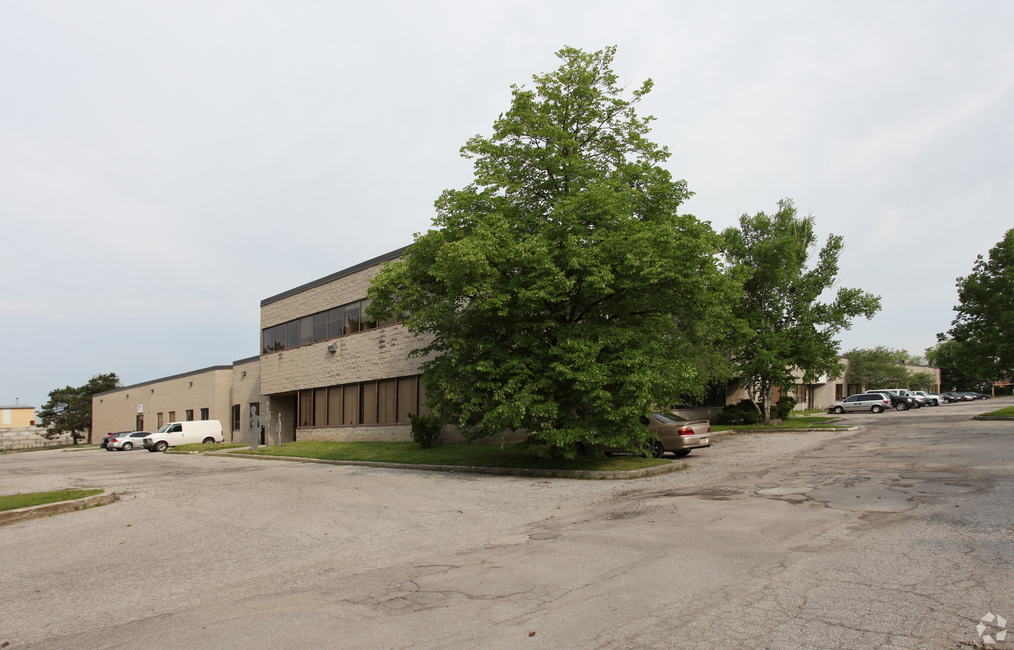 32-54 Ashwarren Rd, Toronto, ON for Rent