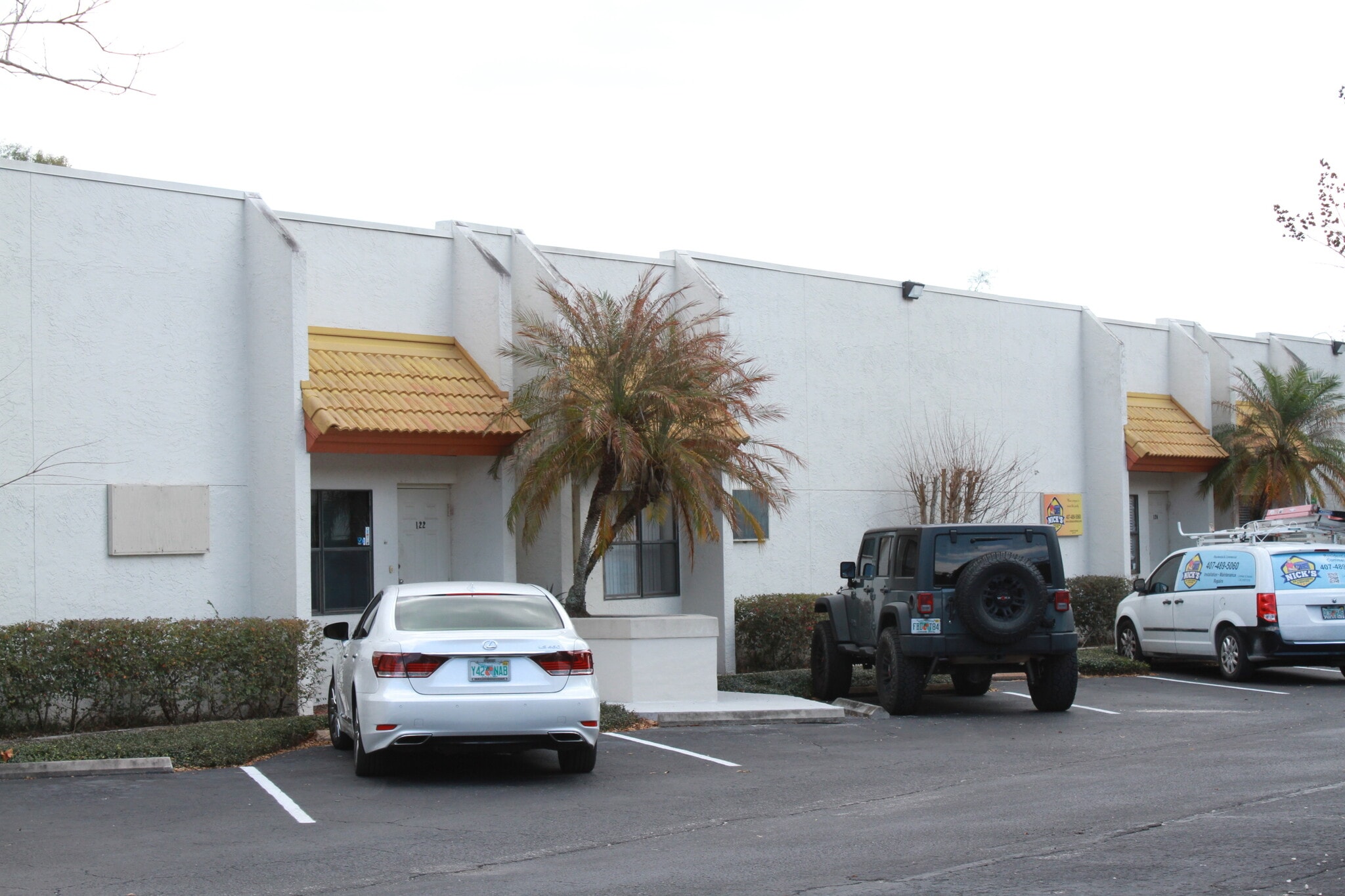 174-B Semoran Commerce Pl, Apopka, FL for Sale