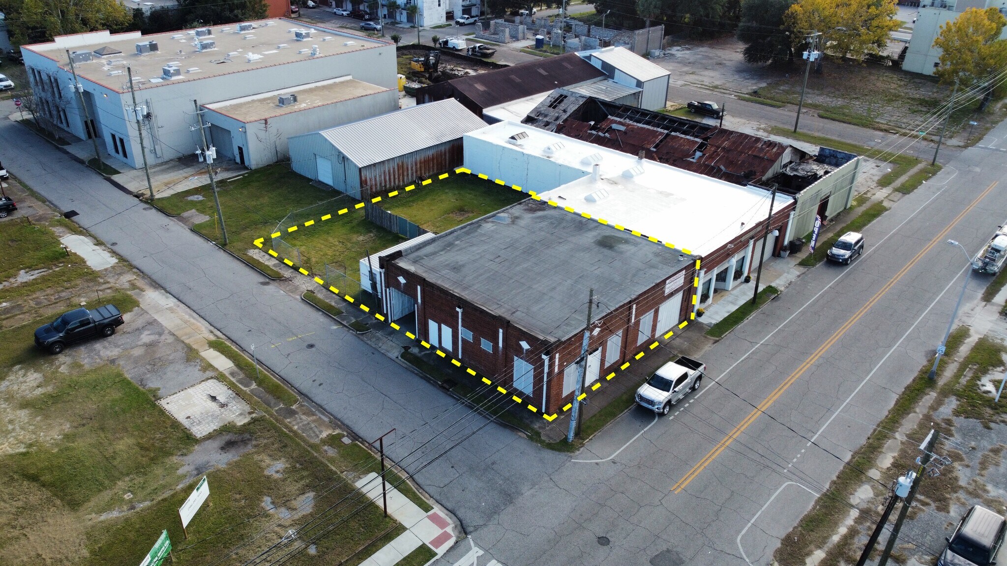 551 St Louis St Mobile, AL 36602 Retail Property for Lease on