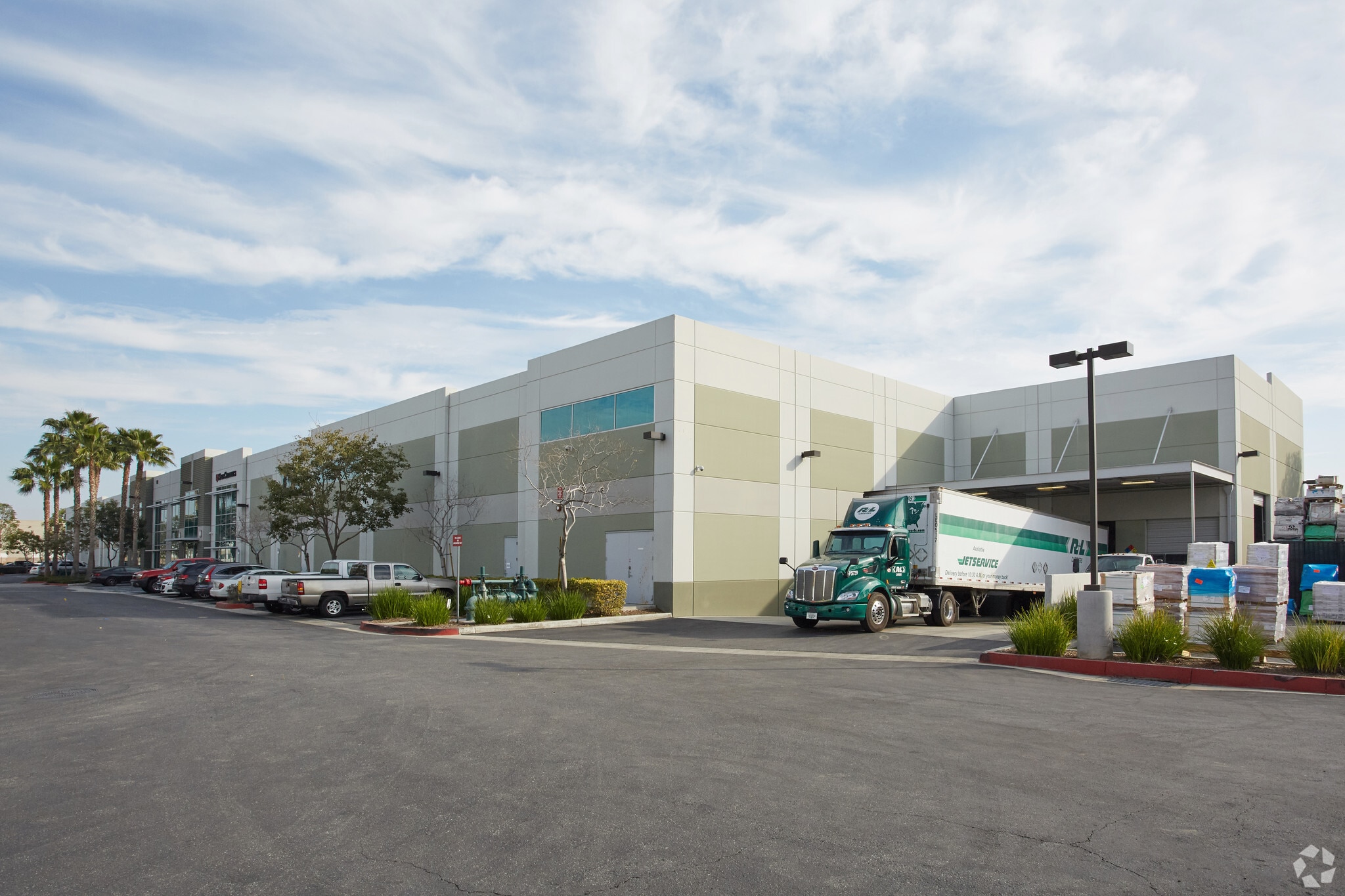 850-851 Enterprise Ave, Fullerton, CA for Rent