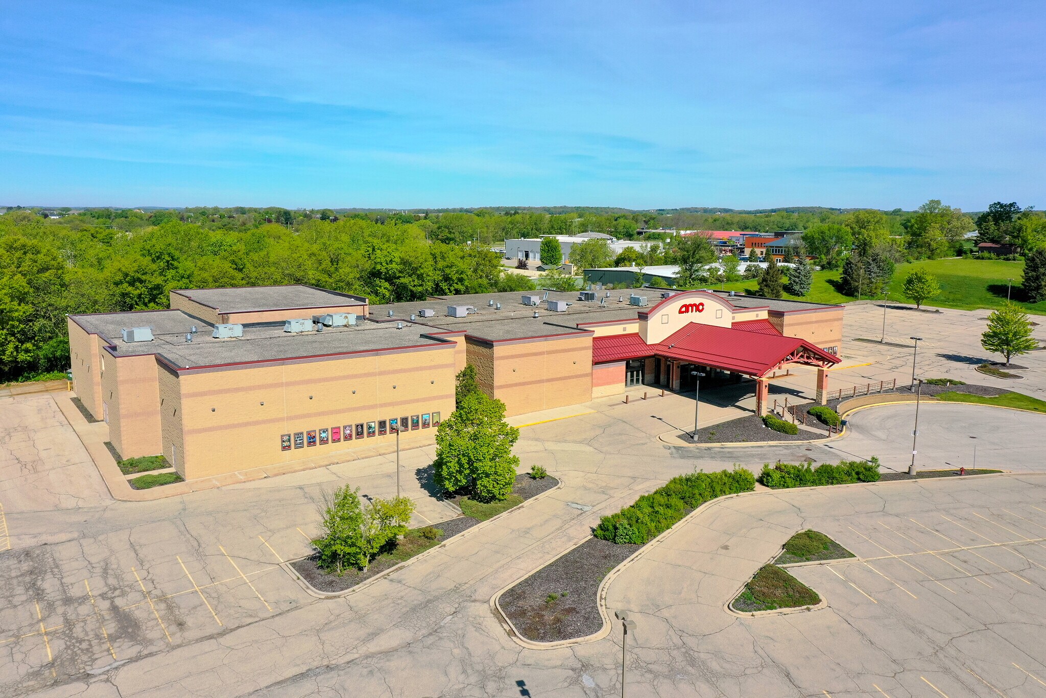 420 Village Walk Ln, Johnson Creek, WI for Rent