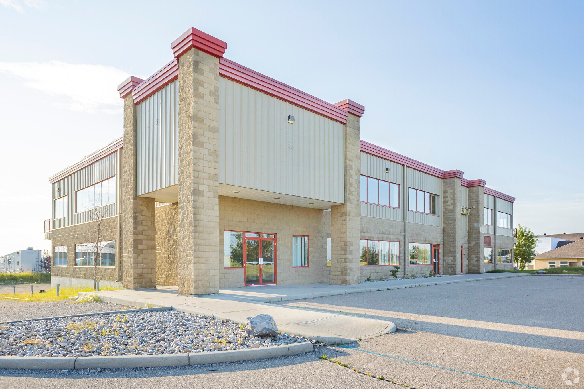 16 Commercial Dr, Calgary, AB for Rent