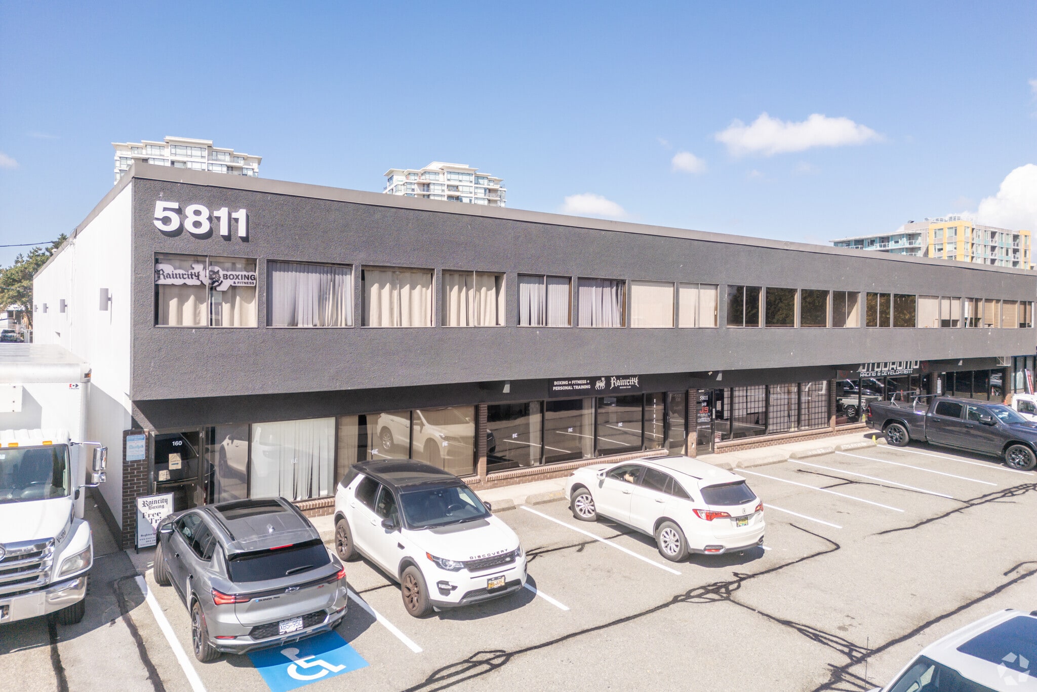 5811 Cedarbridge Way, Richmond, BC for Rent