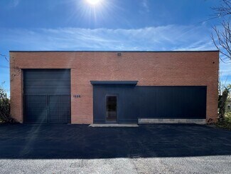 Dallas, TX Flex - 1938 Singleton Blvd Dallas, TX Flex - 1938 Singleton Blvd