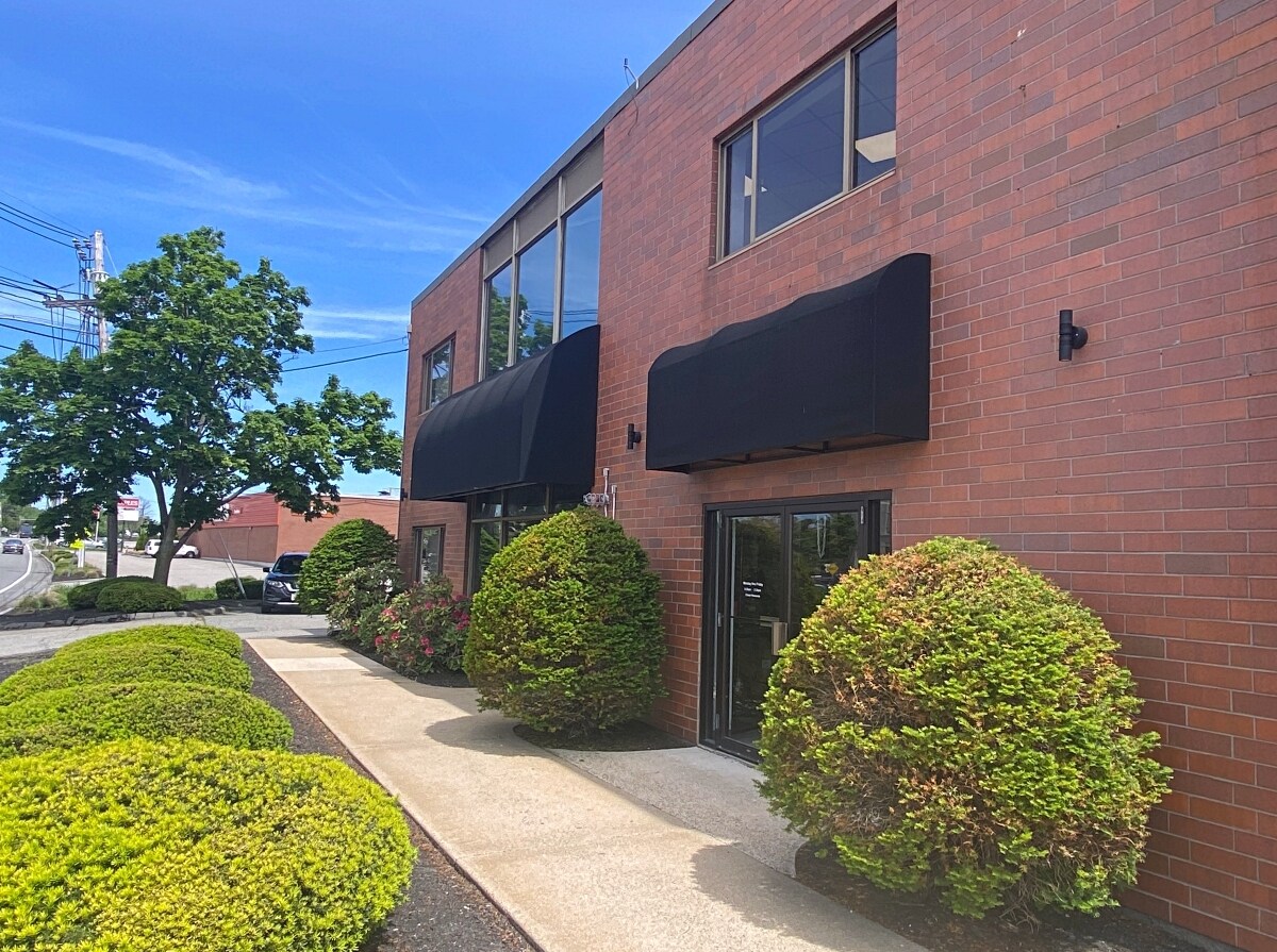 329-331 Washington St, Woburn, MA for Rent