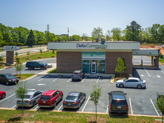Locust Grove, GA Bank - 3300 GA-42