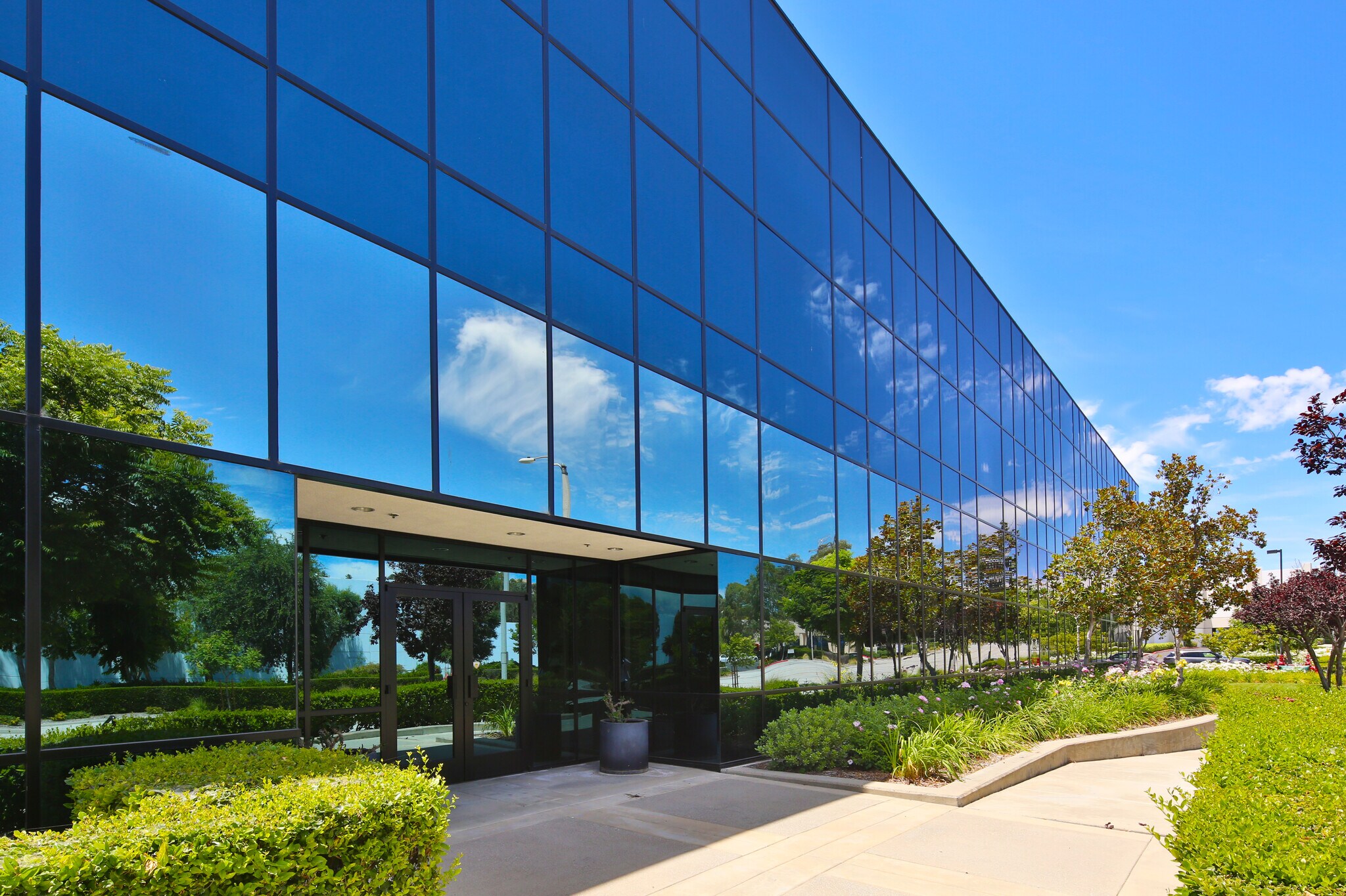 28220 Industry Dr, Valencia, CA for Rent