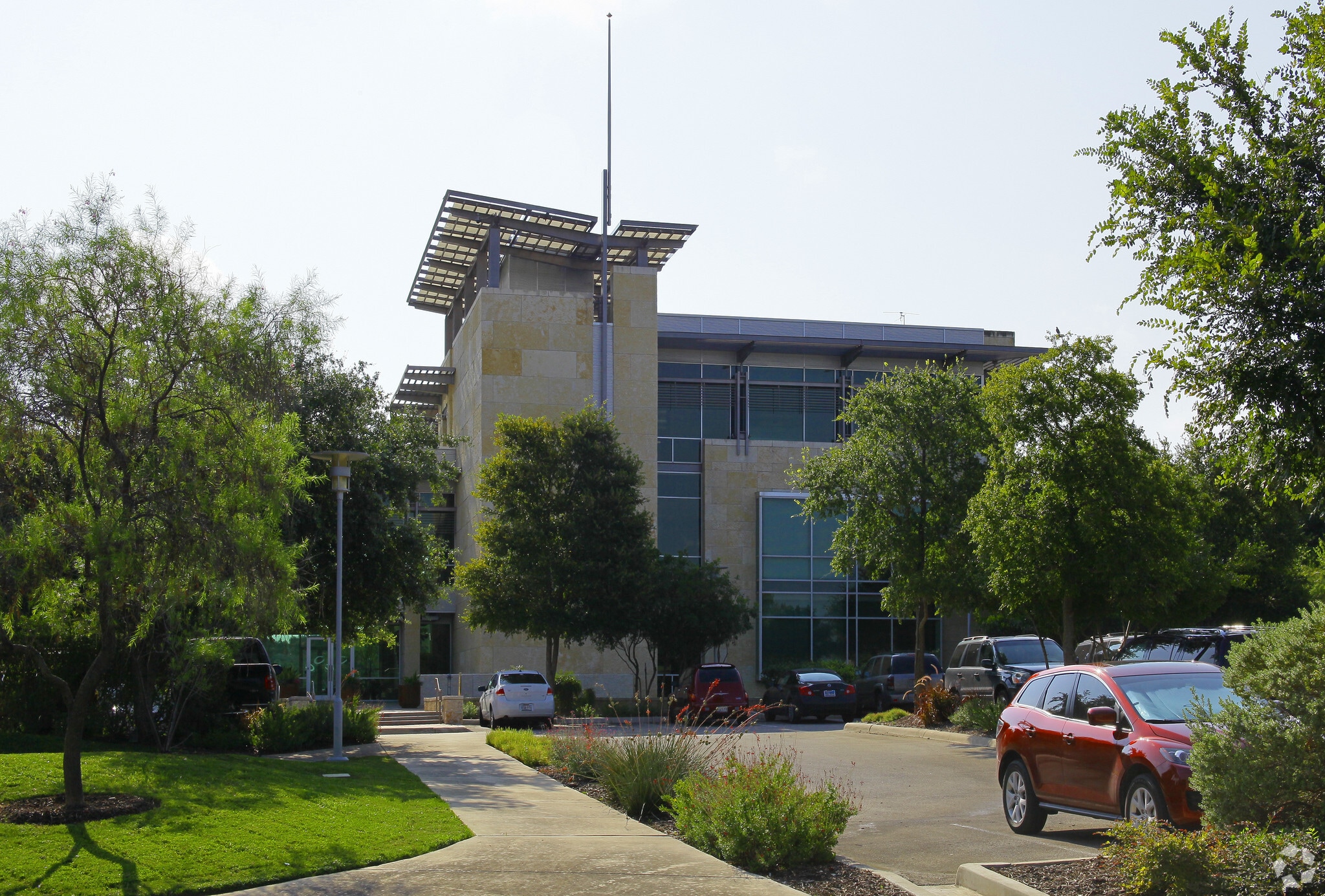 200 E Basse Rd, San Antonio, TX for Rent