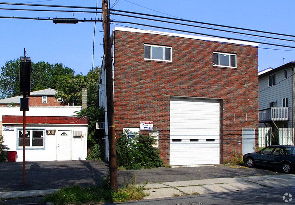 165 Hackensack St, East Rutherford, NJ for Rent